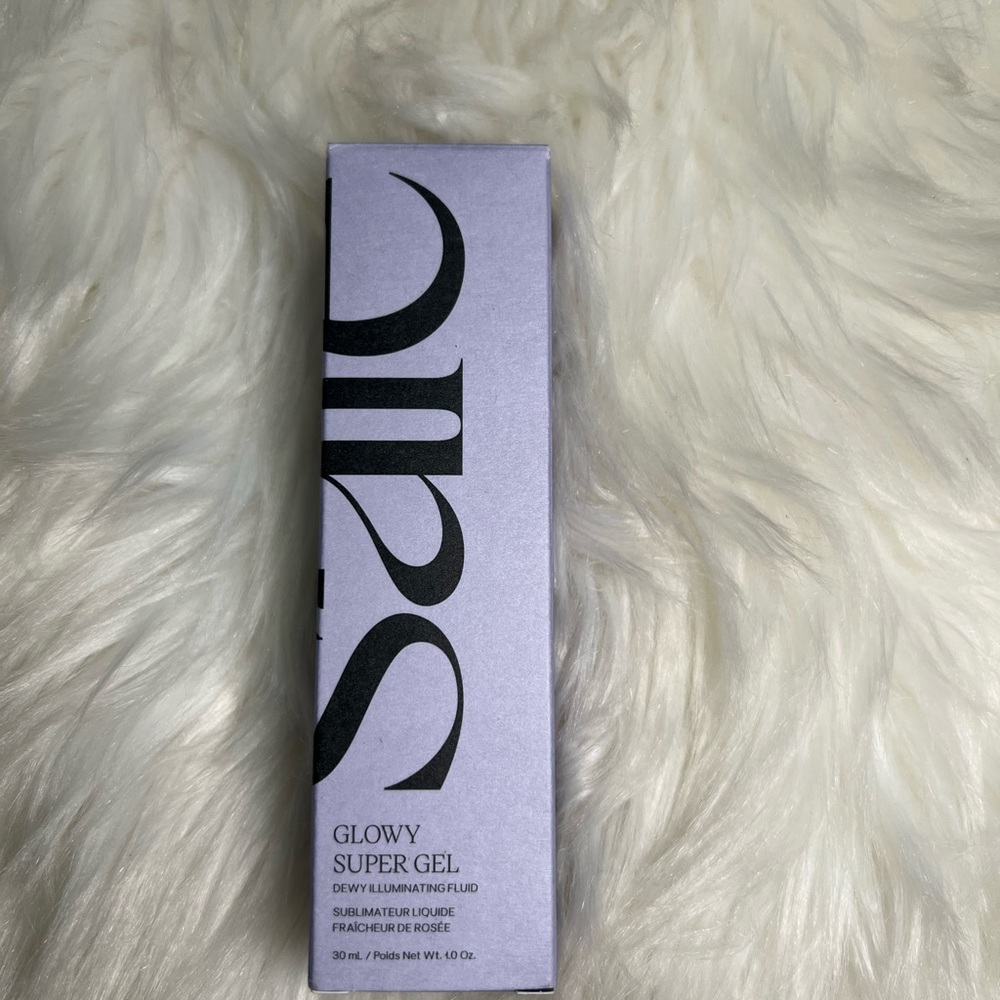 Saie Glowy Super Gel in Lavender Box